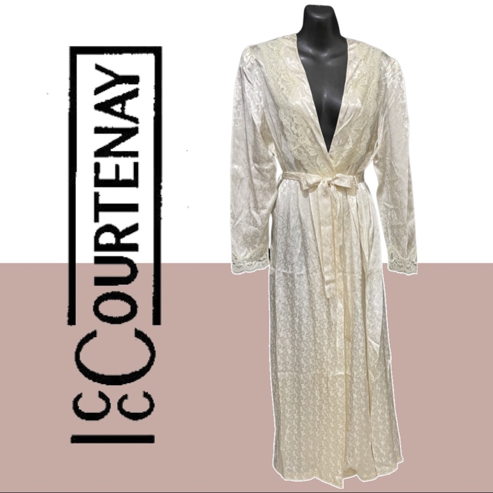 Vintage Courtenay Bridal Wedding Long Robe Jacquard Satin Ivory Cream White M